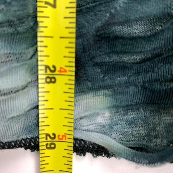 Minkas Long Sleeved Blue Textured Tunic Top size Large - Picture 10 of 11